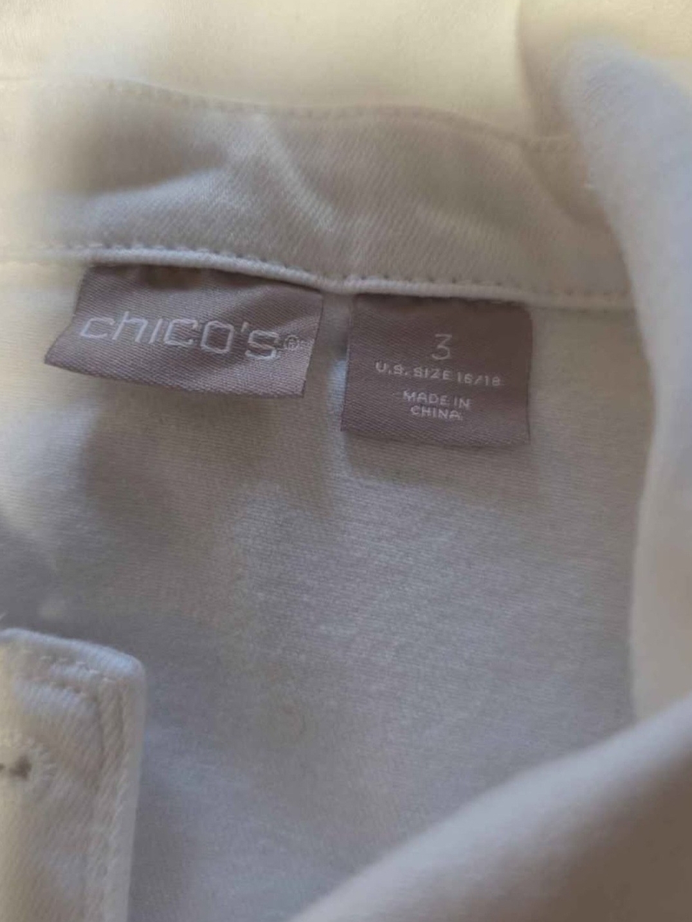 Chico's Size 3 (16/18) White Denim Button-Up Jacket - Picture 3 of 3